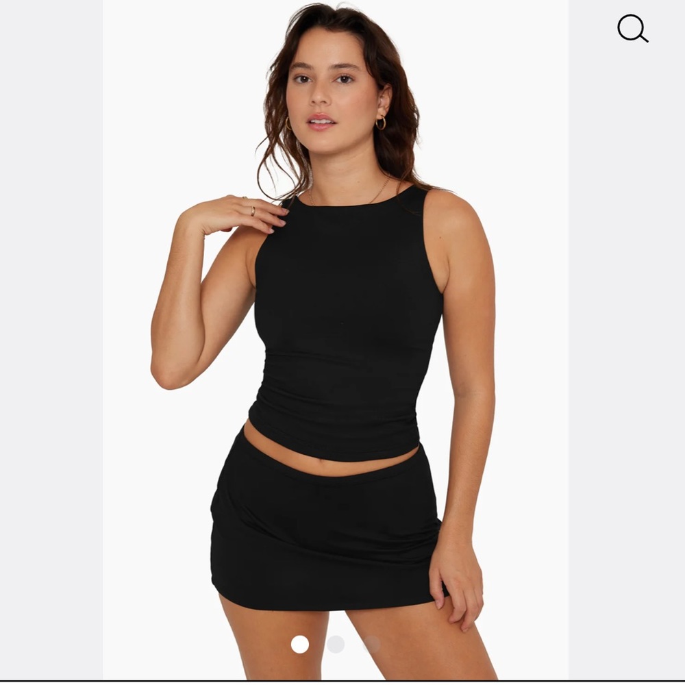 SET ACTIVE CITY TOO BRAND NEW SIZE SMALL
